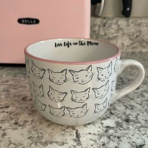 Kitty print “Live life in the meow” latte coffee mug